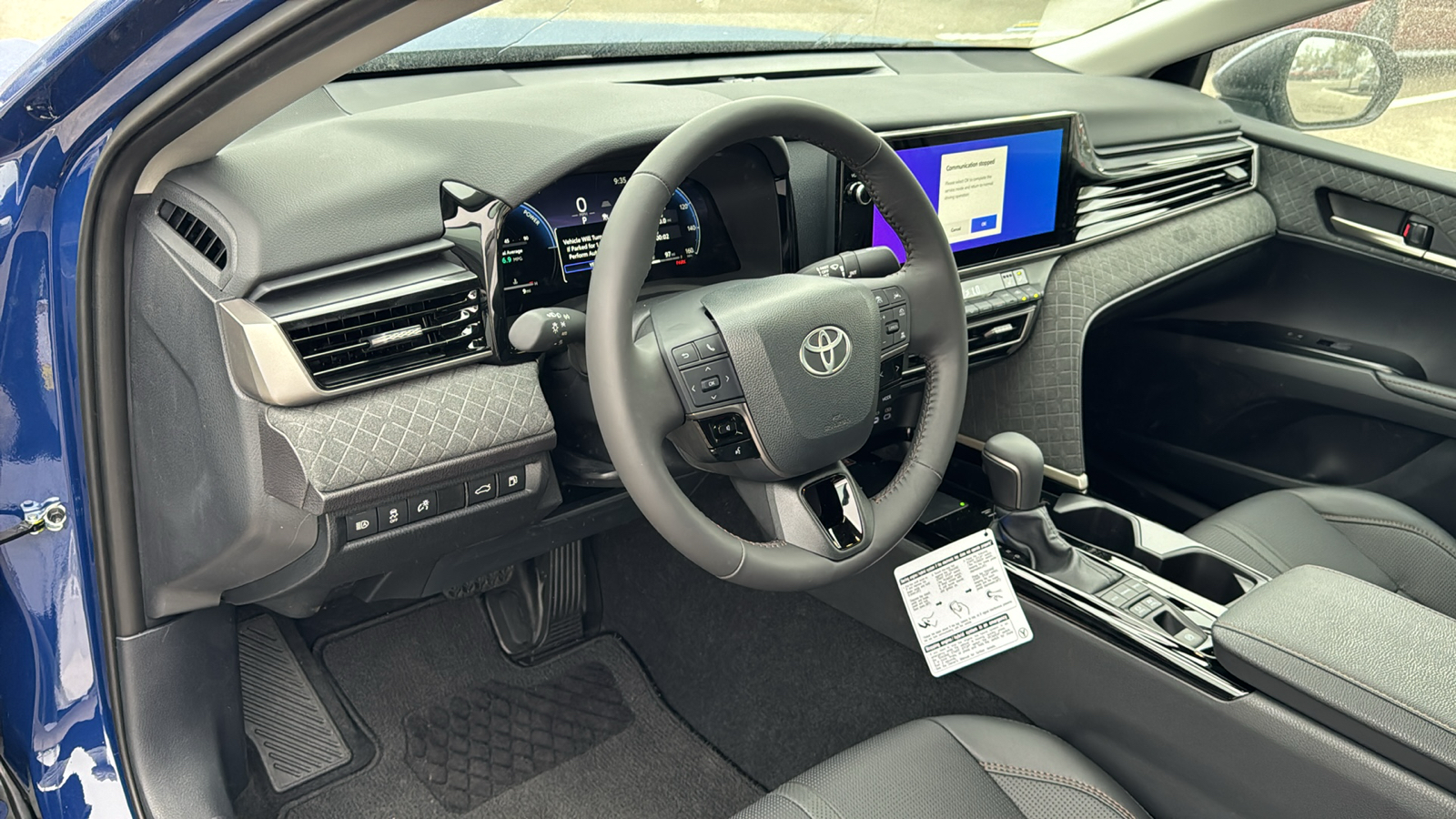 2025 Toyota Camry XLE 12