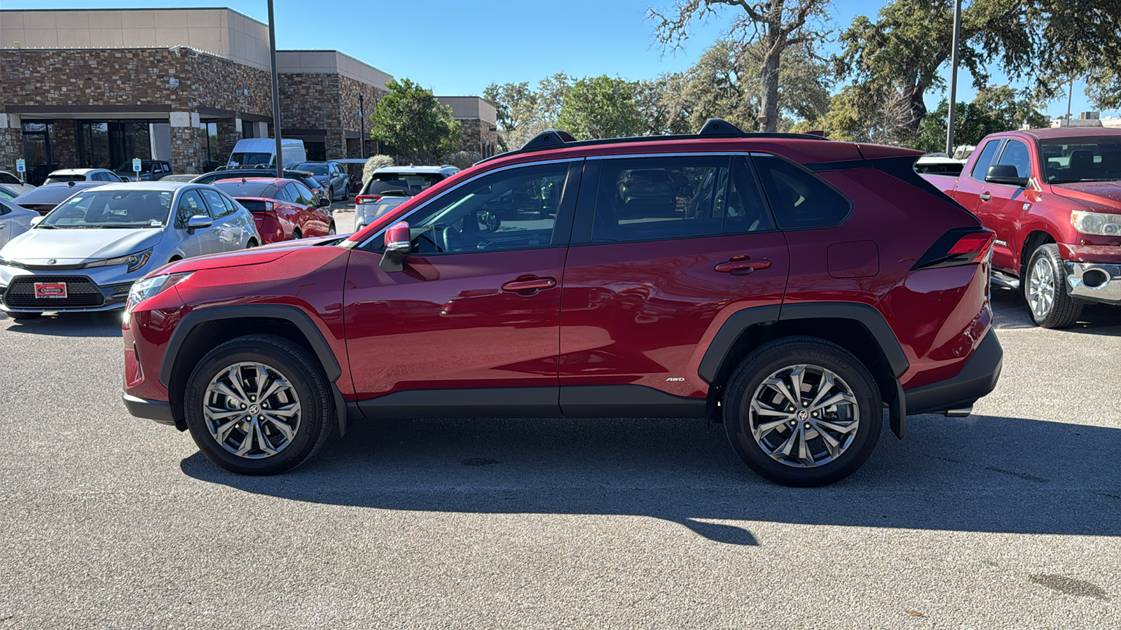 2023 Toyota RAV4 Hybrid XLE Premium 4