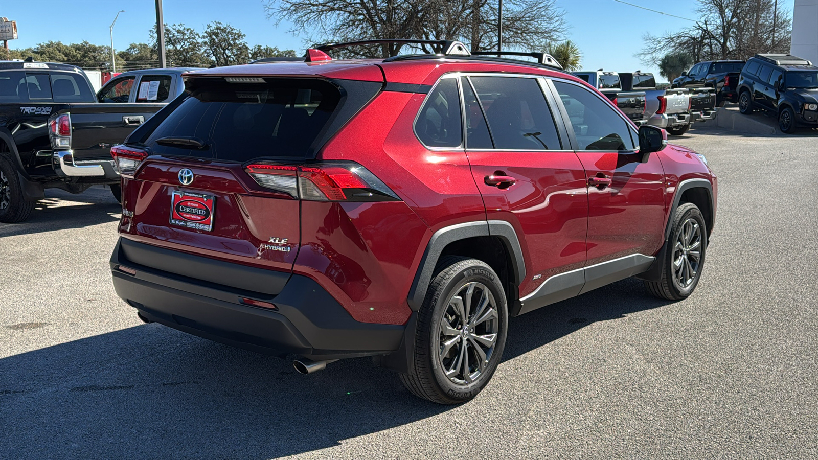 2023 Toyota RAV4 Hybrid XLE Premium 7