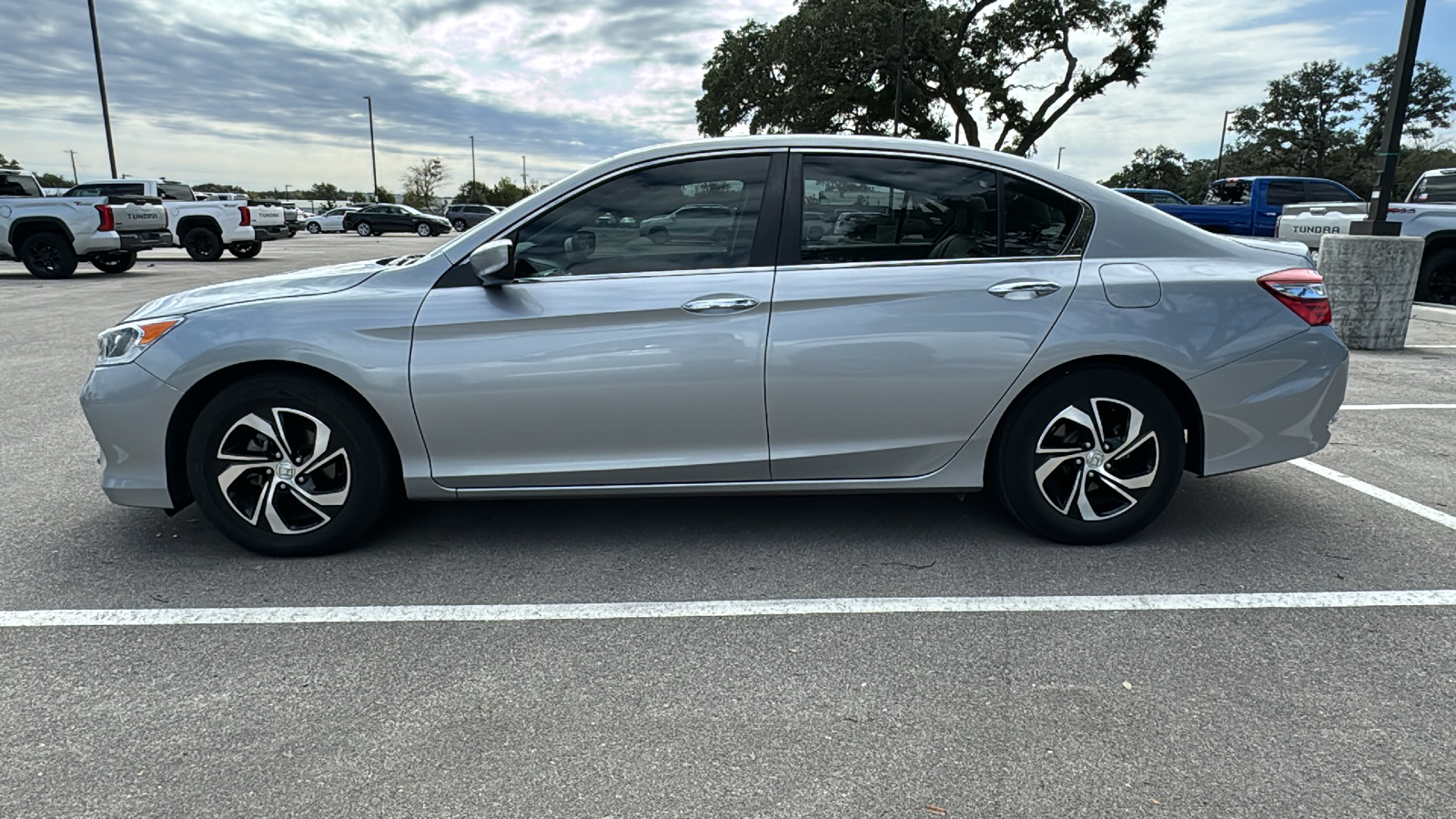 2016 Honda Accord LX 5