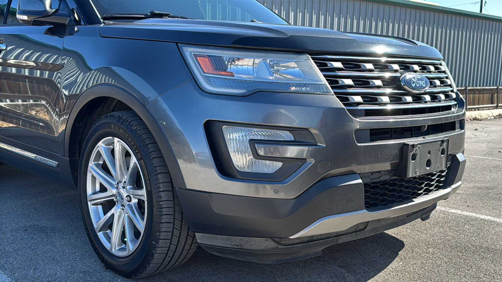 2016 Ford Explorer Limited 9