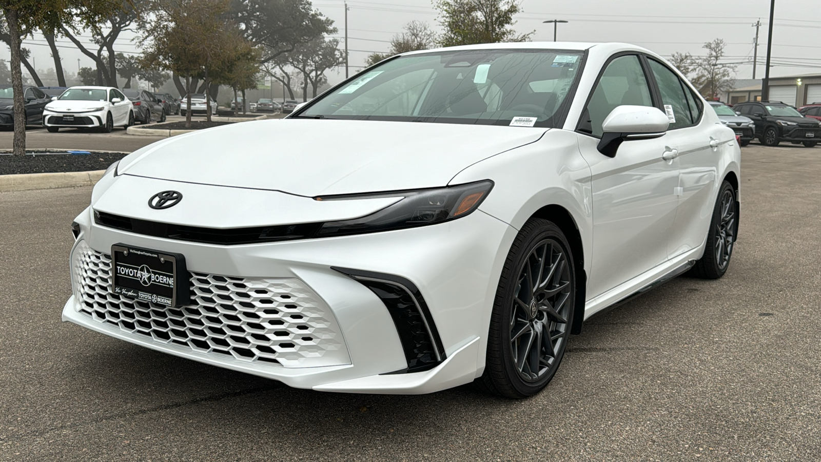 2025 Toyota Camry XSE 3