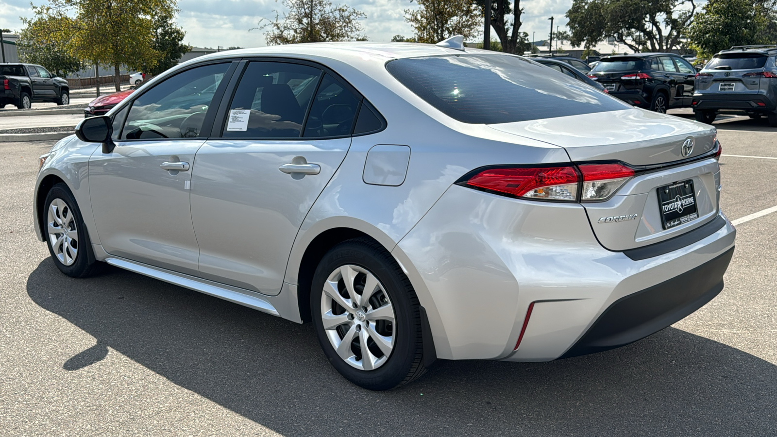 2025 Toyota Corolla LE 5