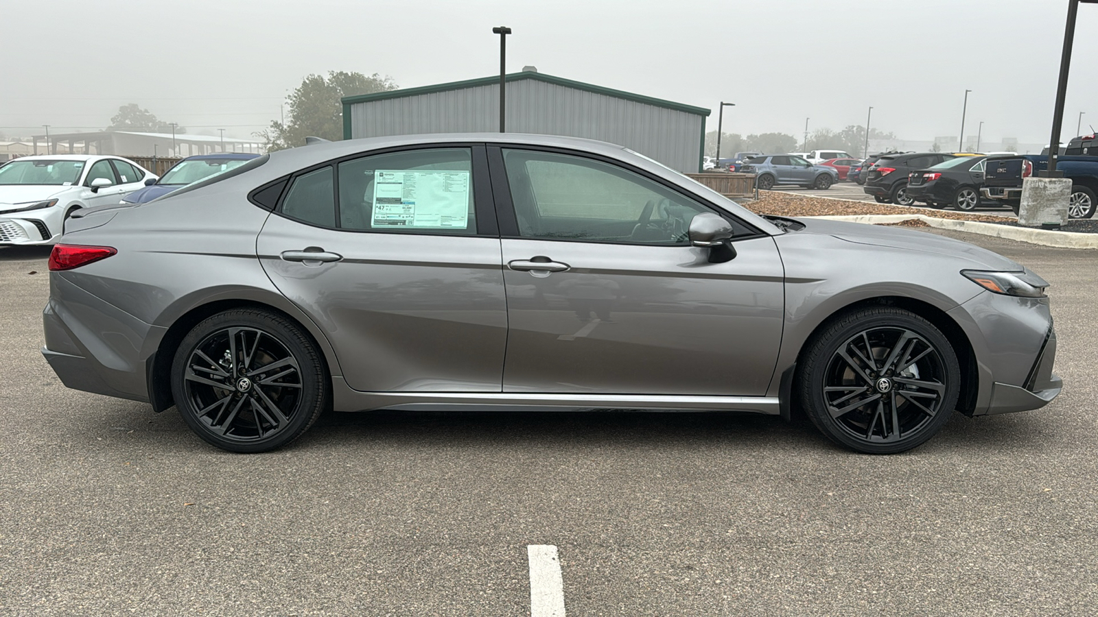 2025 Toyota Camry XSE 8