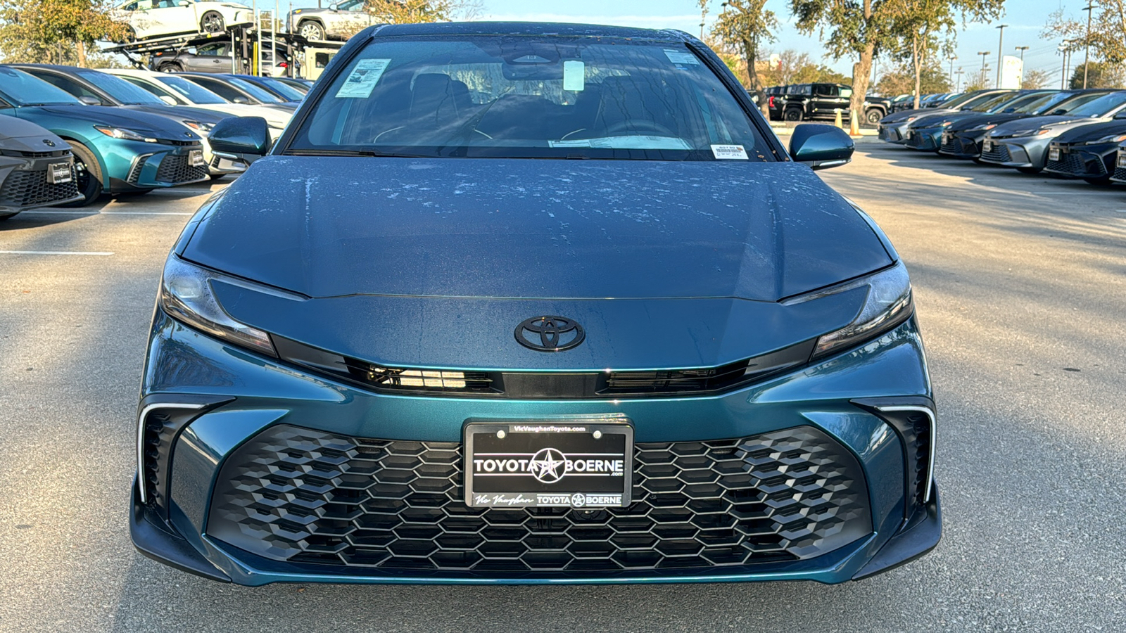 2025 Toyota Camry SE 2