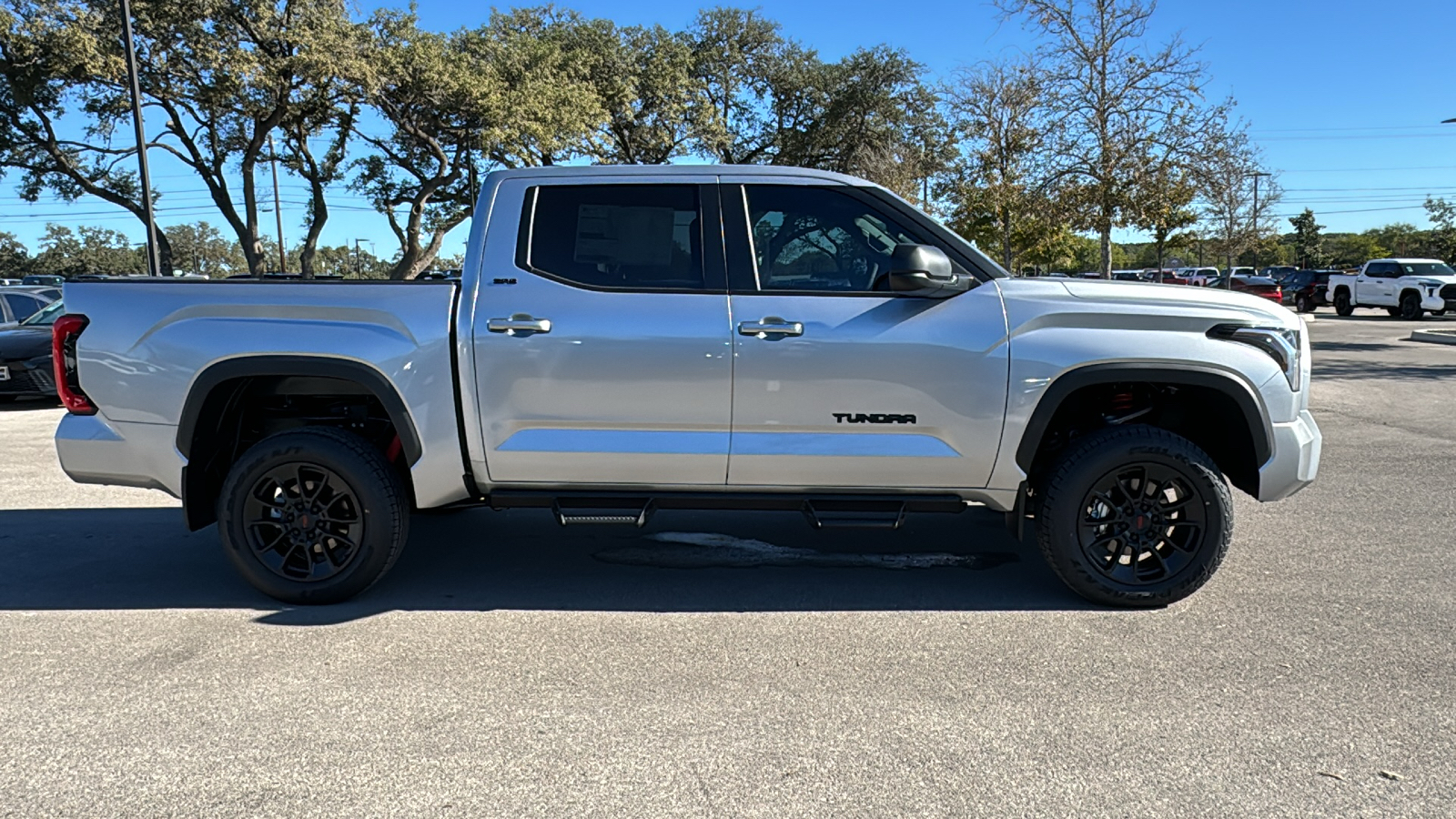 2025 Toyota Tundra SR5 8