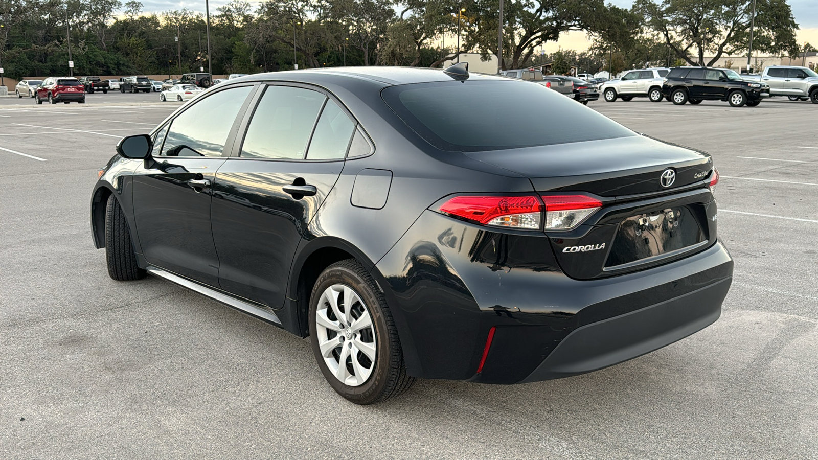 2023 Toyota Corolla LE 5