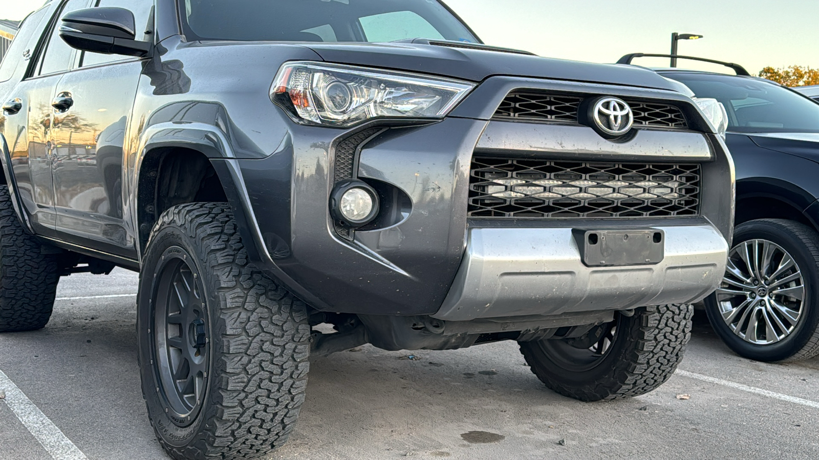 2017 Toyota 4Runner TRD Off-Road Premium 9