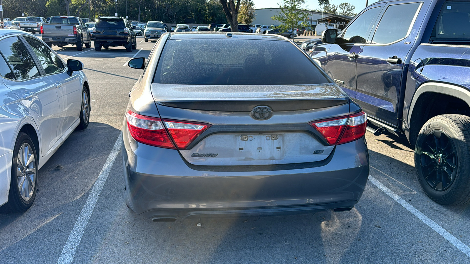 2017 Toyota Camry SE 6