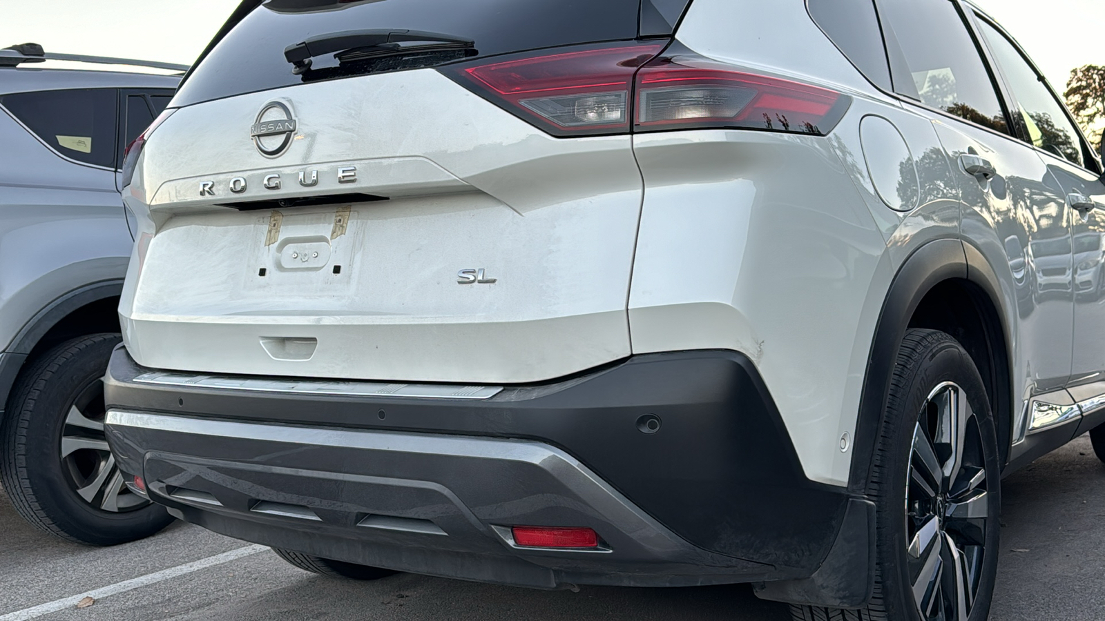 2023 Nissan Rogue SL 8