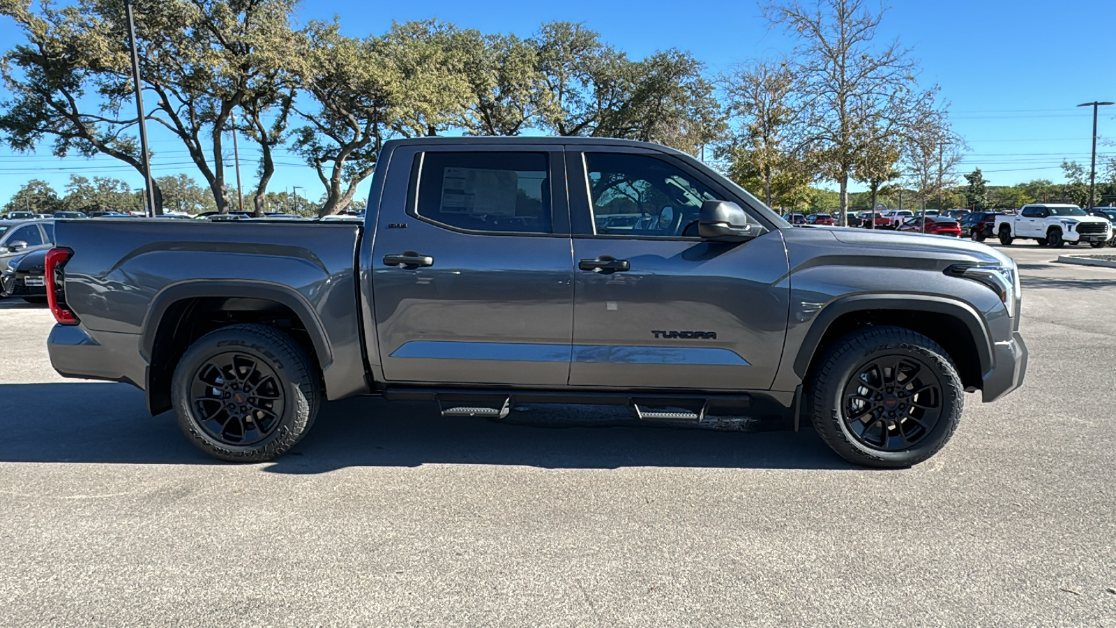 2025 Toyota Tundra SR5 8