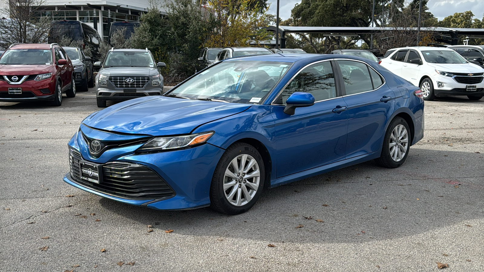 2019 Toyota Camry LE 3