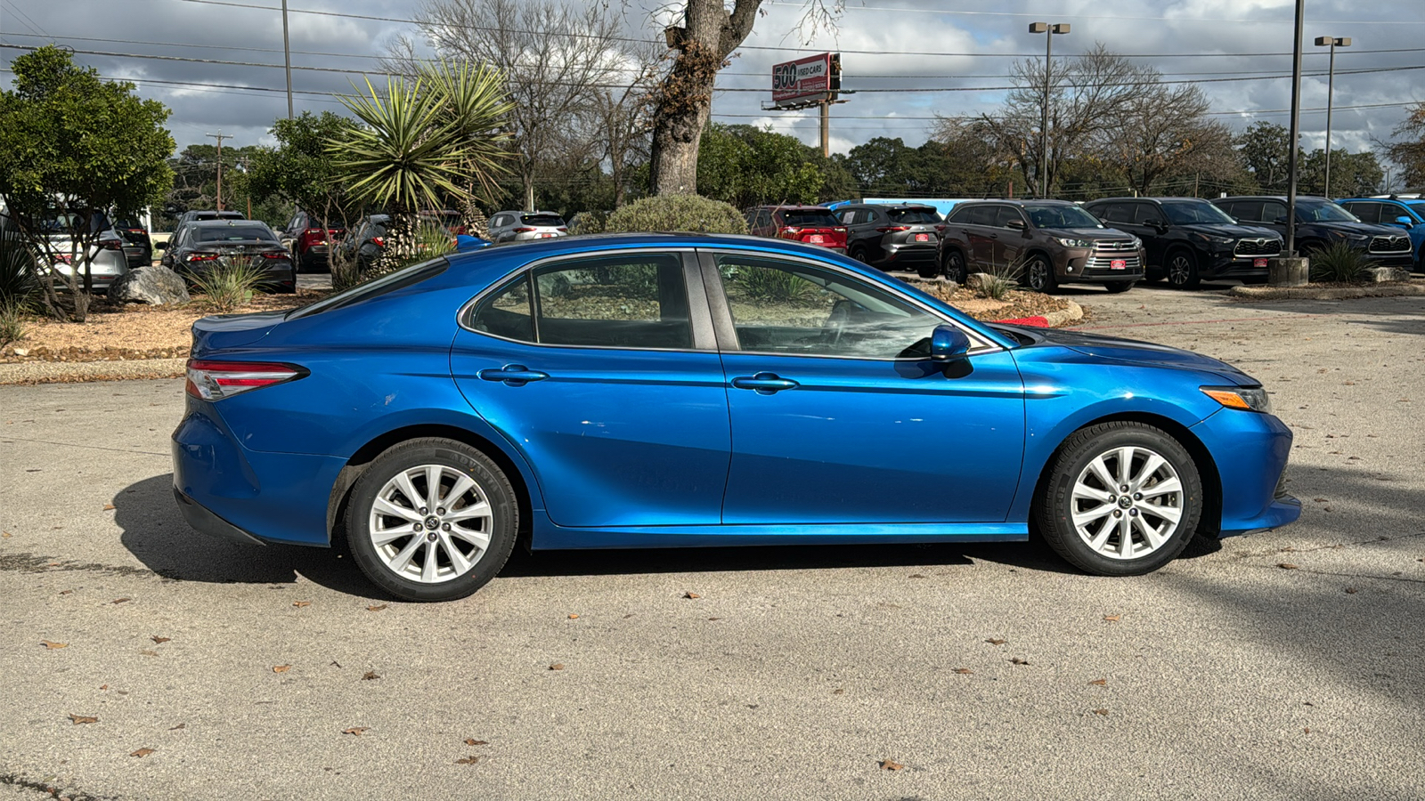 2019 Toyota Camry LE 6