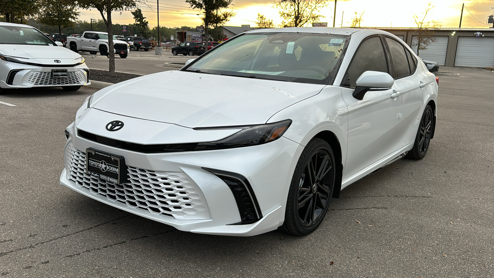 2025 Toyota Camry XSE 3