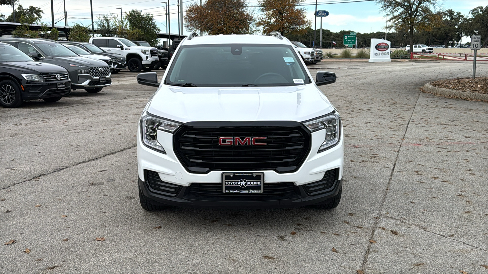 2024 GMC Terrain SLE 2