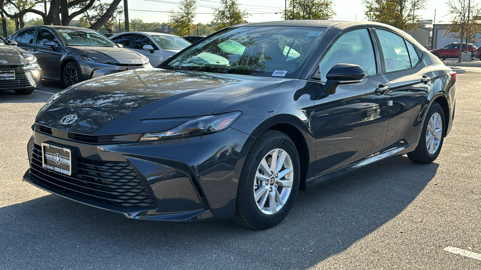 2025 Toyota Camry LE 3