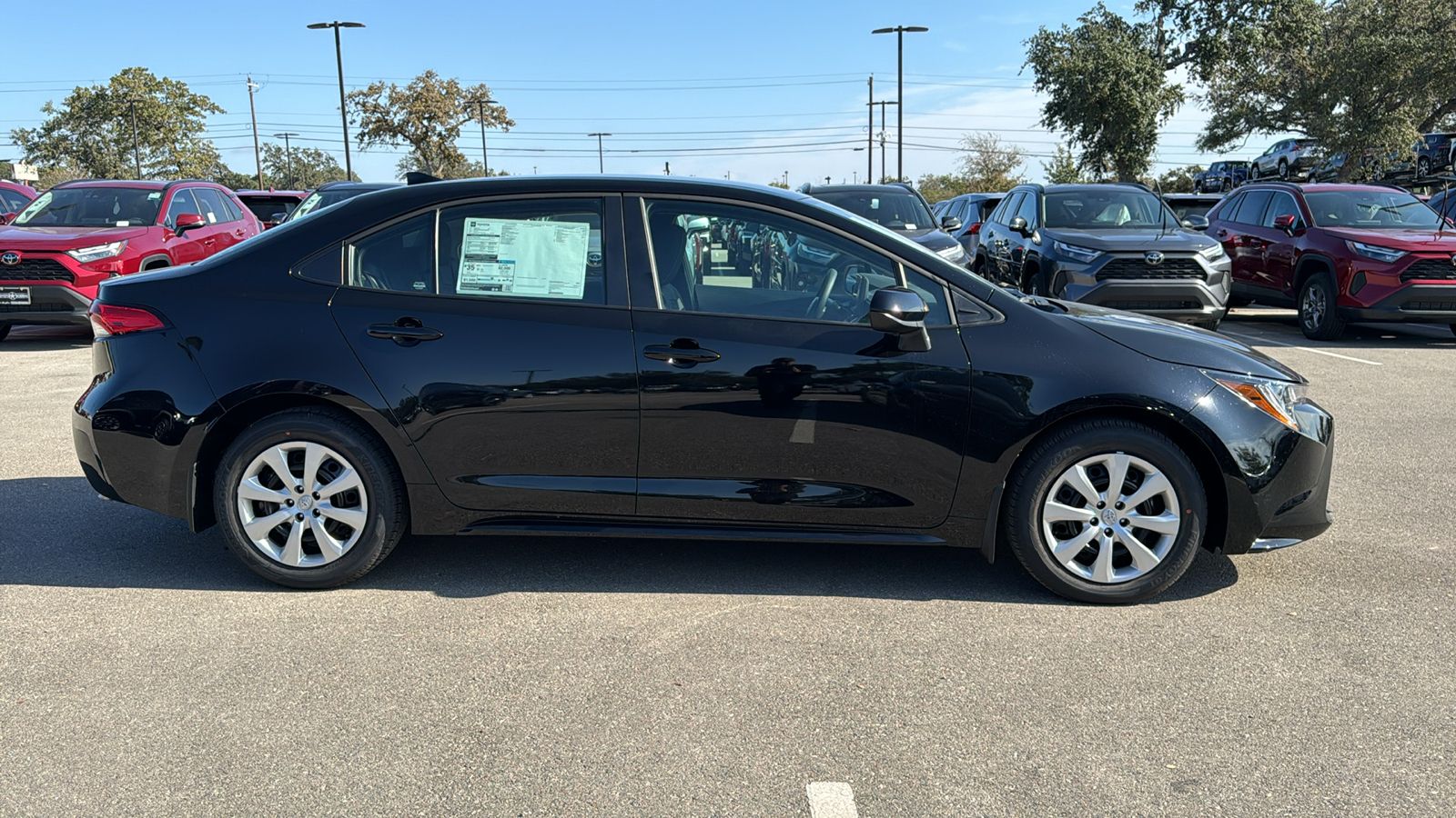 2025 Toyota Corolla LE 8