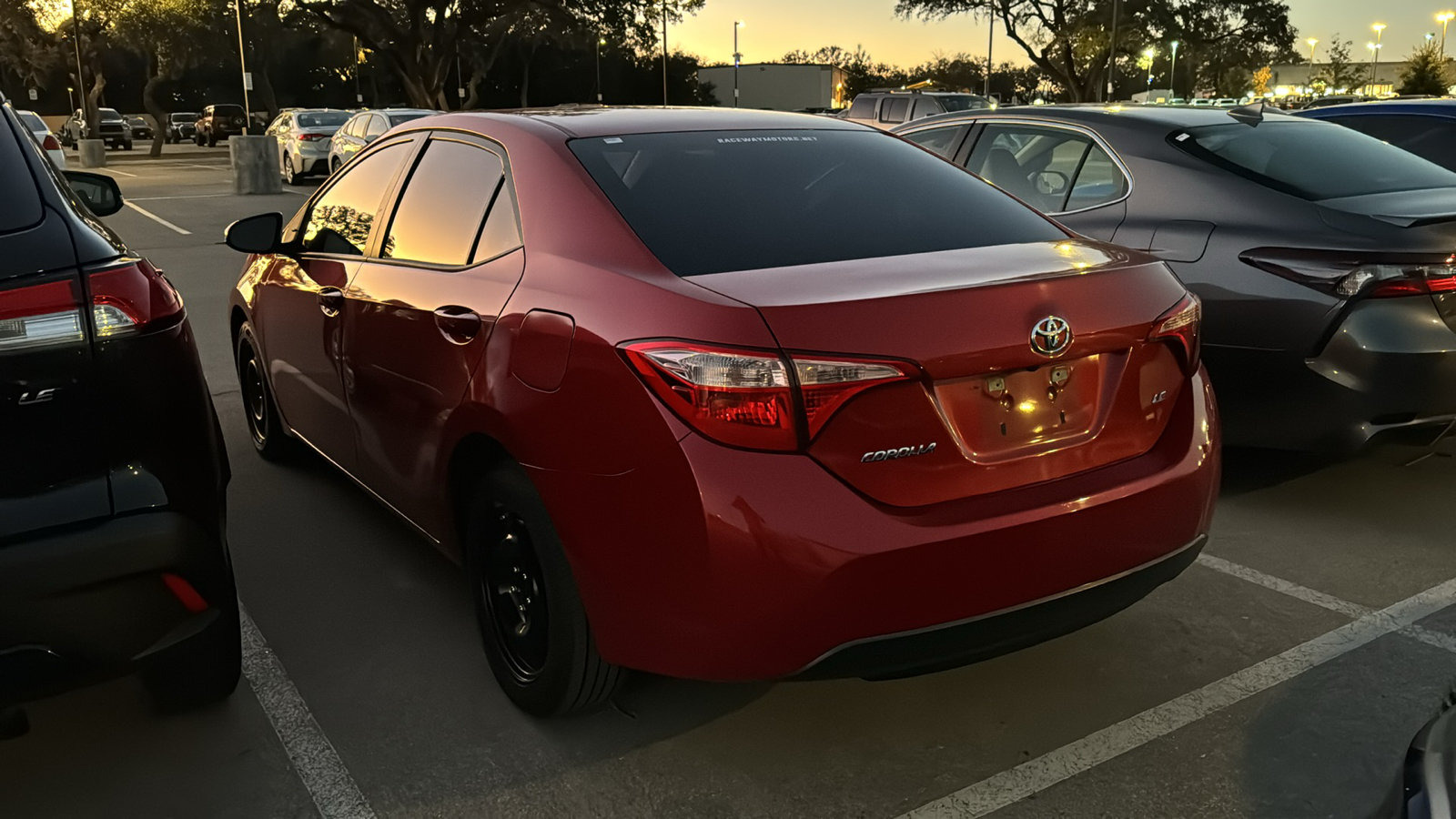 2019 Toyota Corolla LE 4