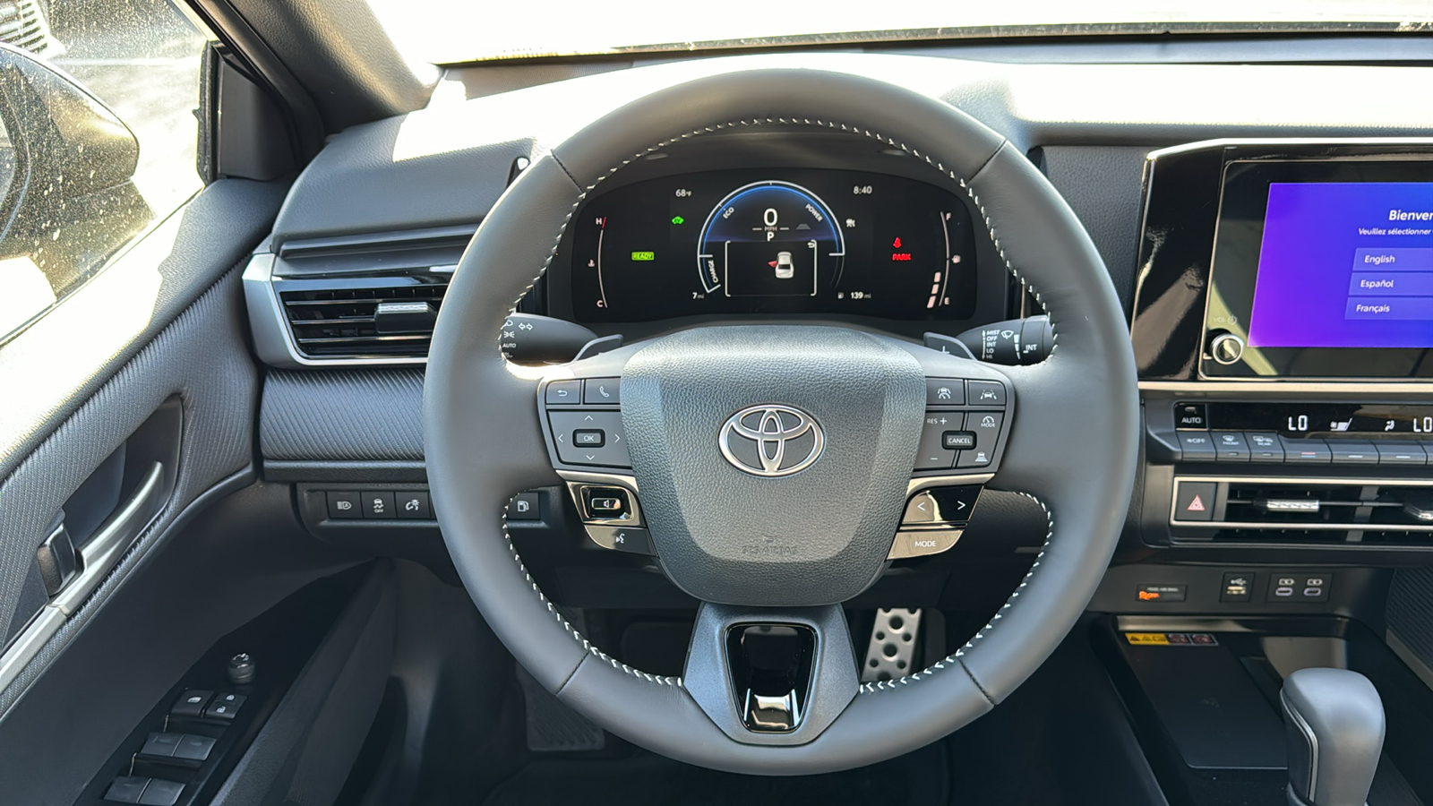 2025 Toyota Camry SE 17