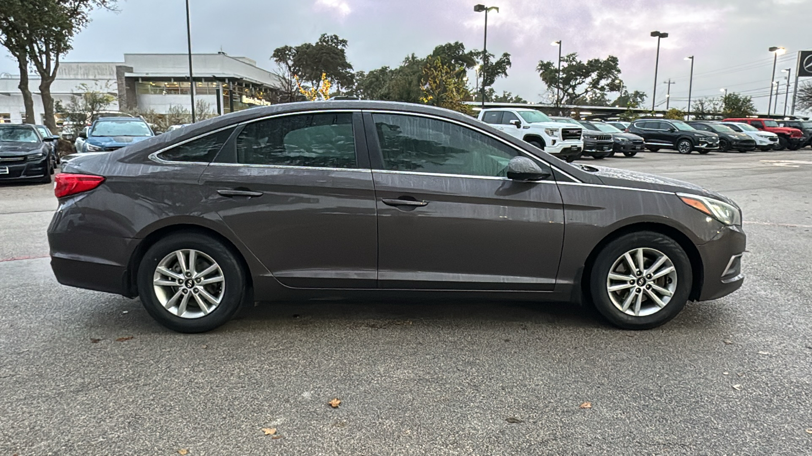 2017 Hyundai Sonata SE 8