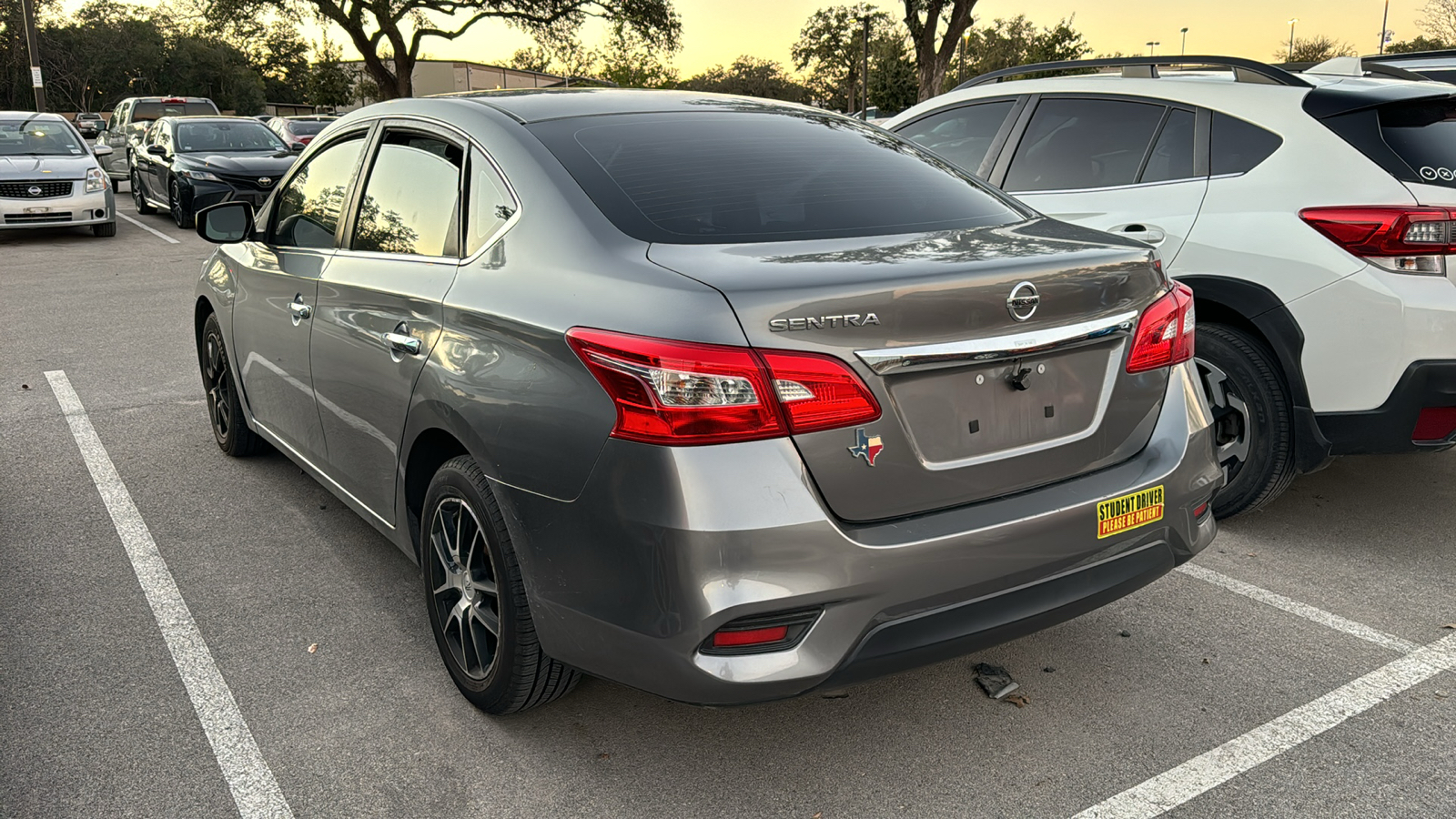 2017 Nissan Sentra S 4