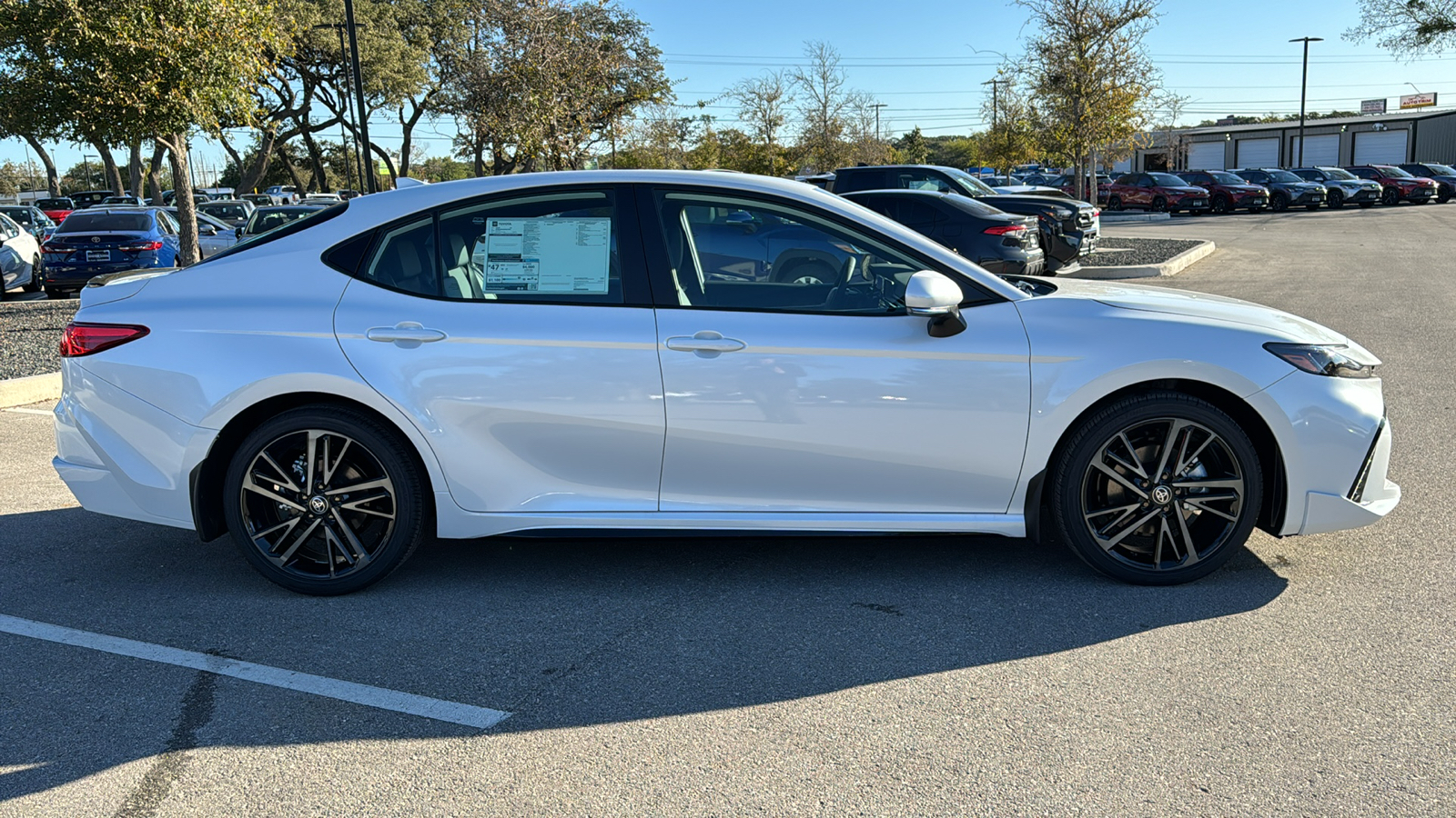 2025 Toyota Camry XSE 8