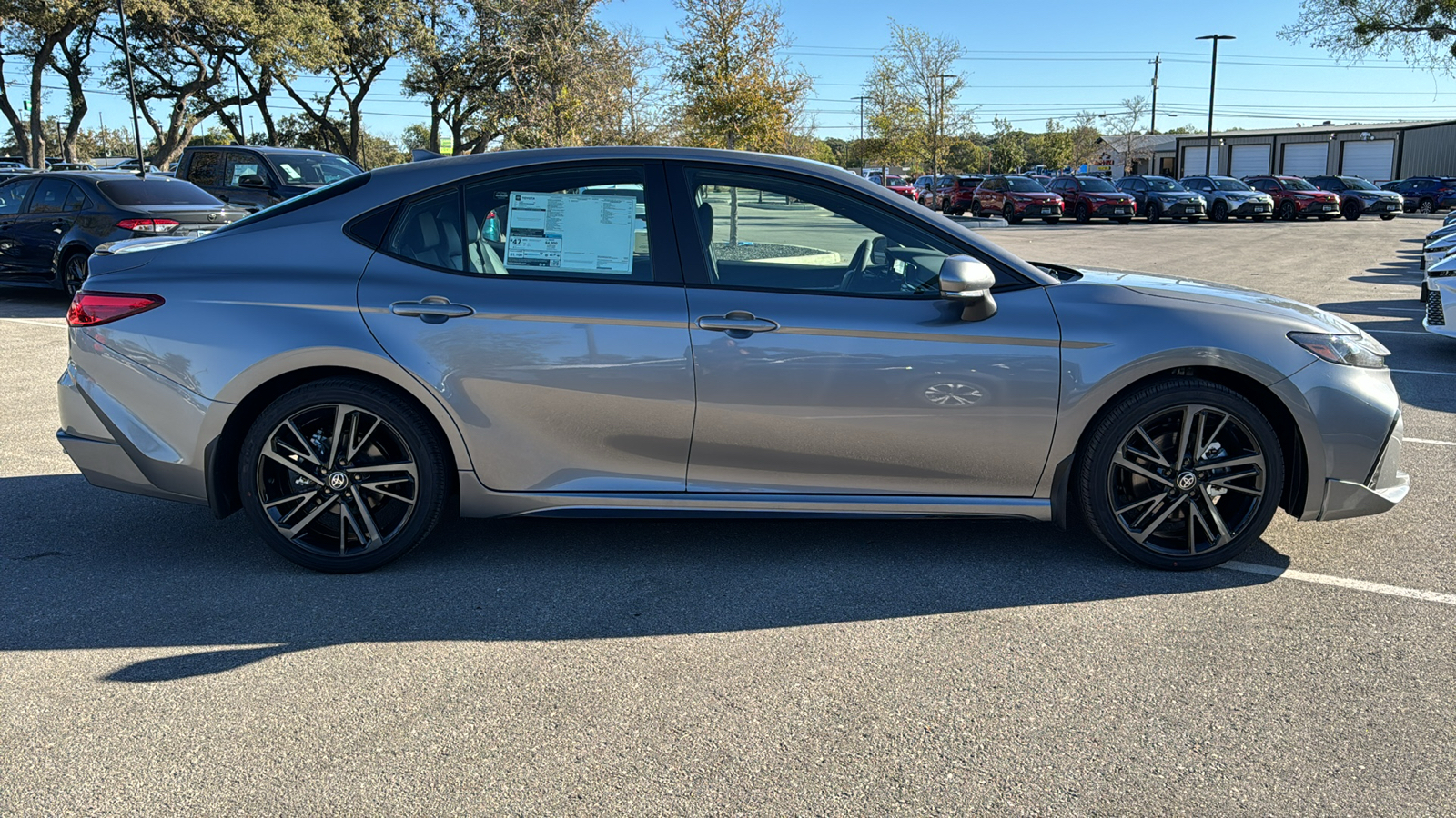 2025 Toyota Camry XSE 8