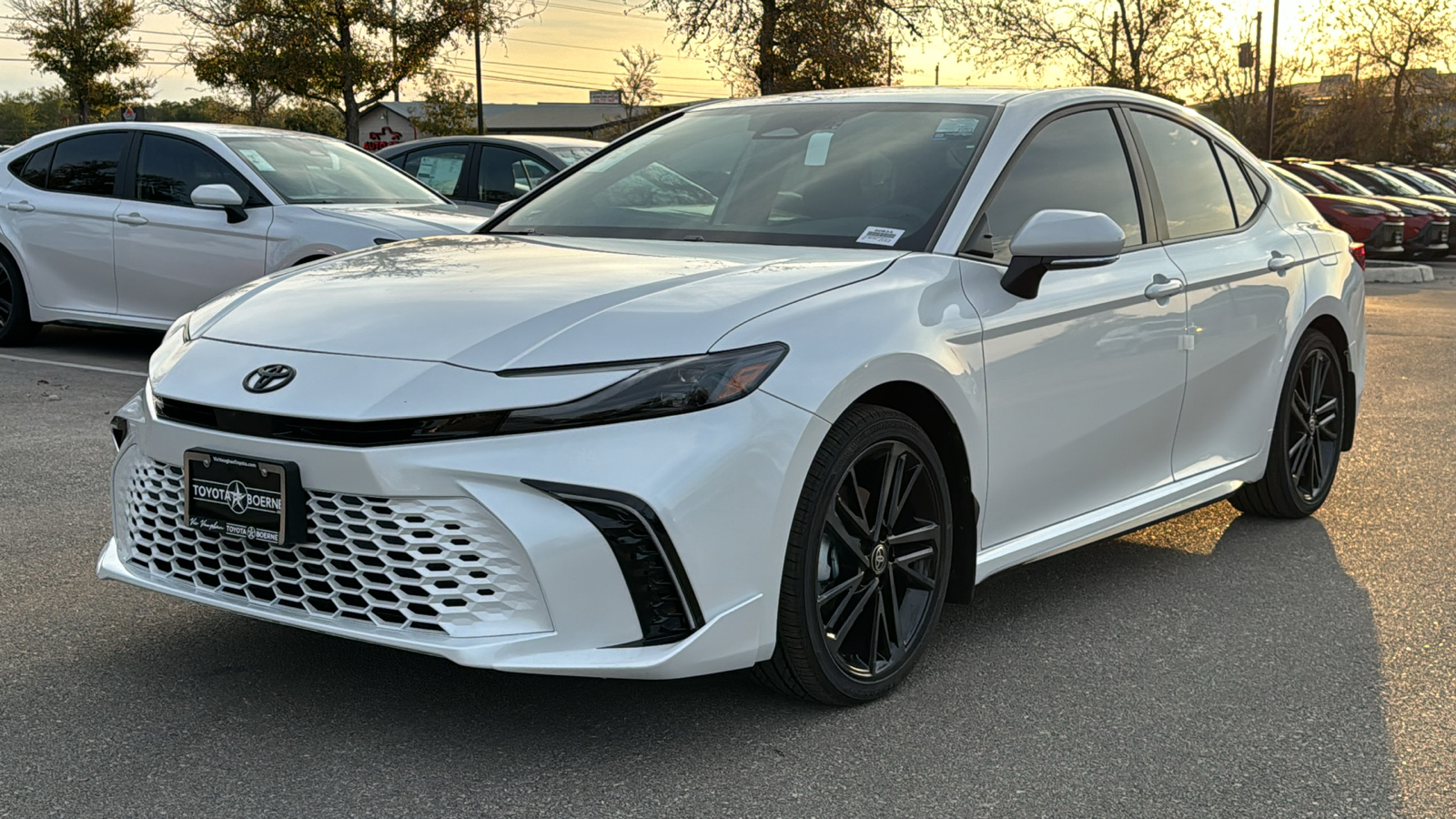 2025 Toyota Camry XSE 4