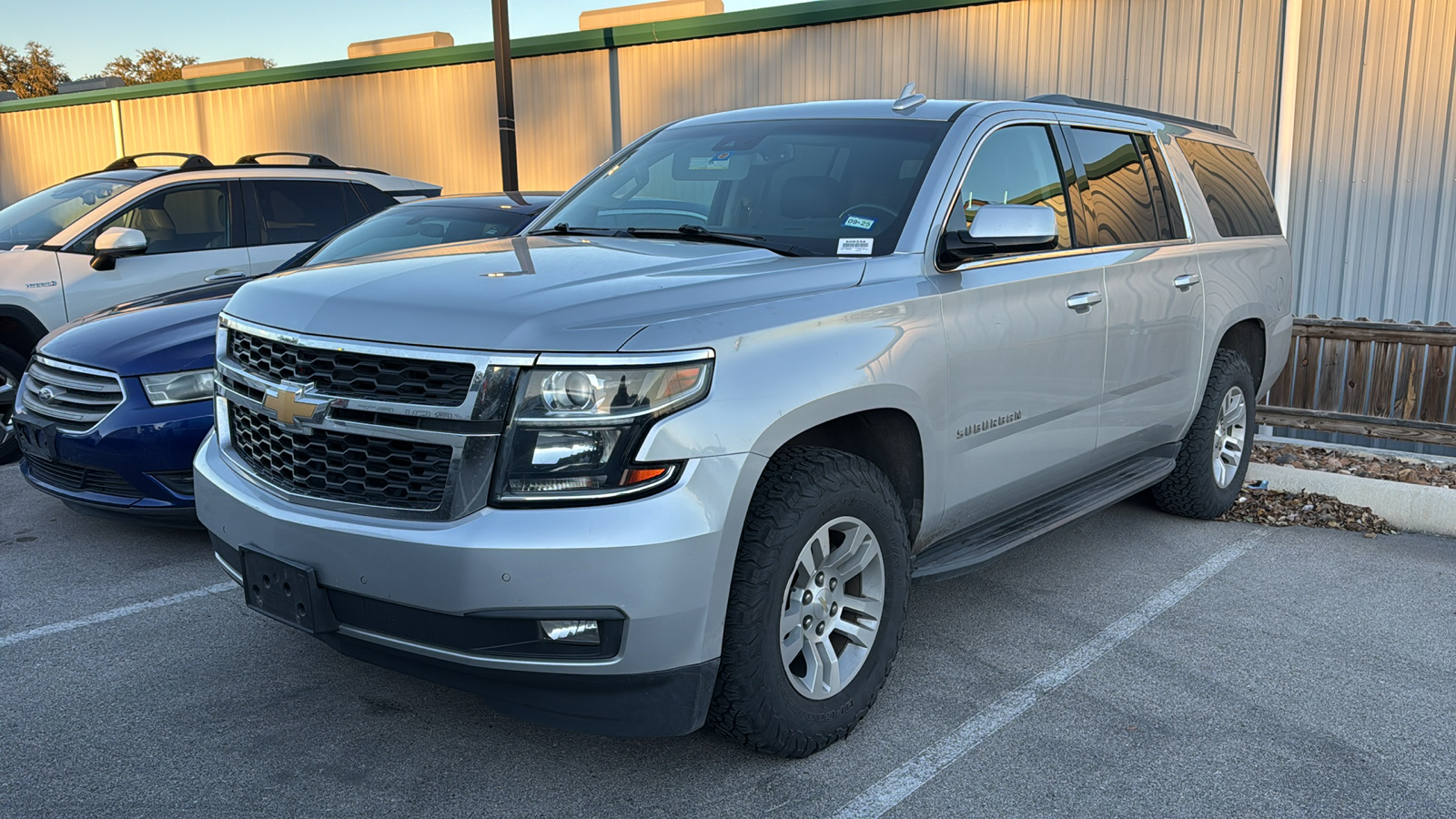 2018 Chevrolet Suburban LT 3