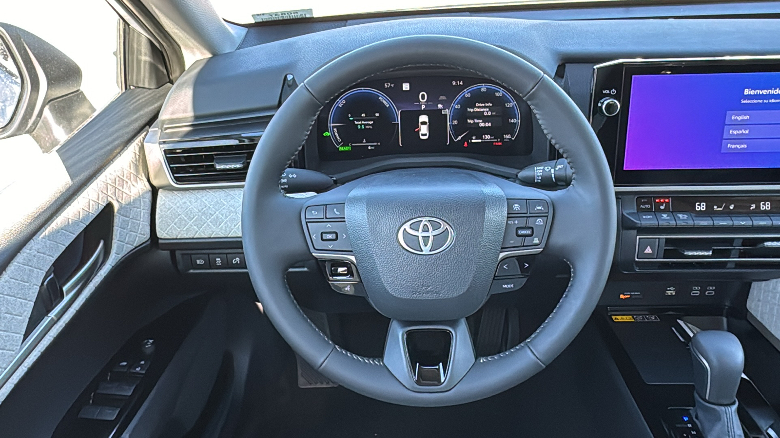 2025 Toyota Camry XLE 17