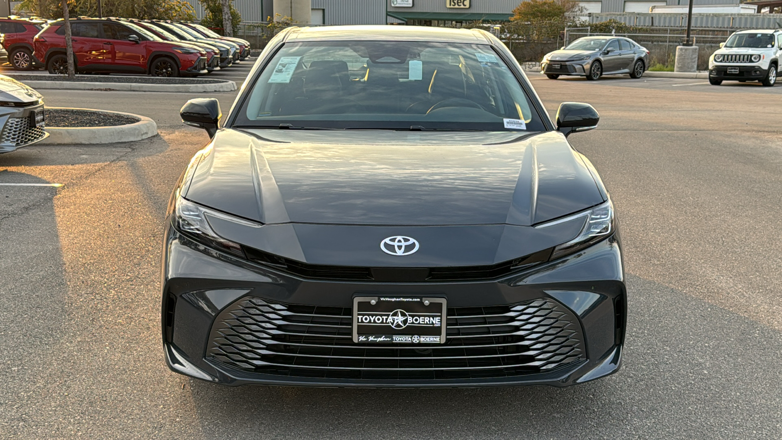 2025 Toyota Camry XLE 3