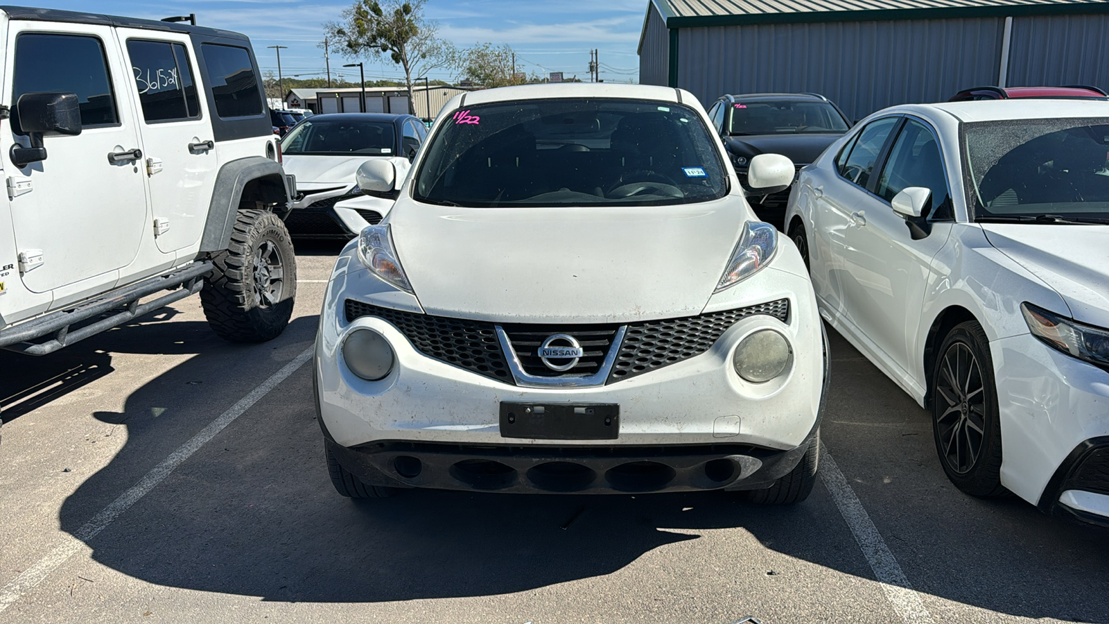 2013 Nissan Juke SV 2