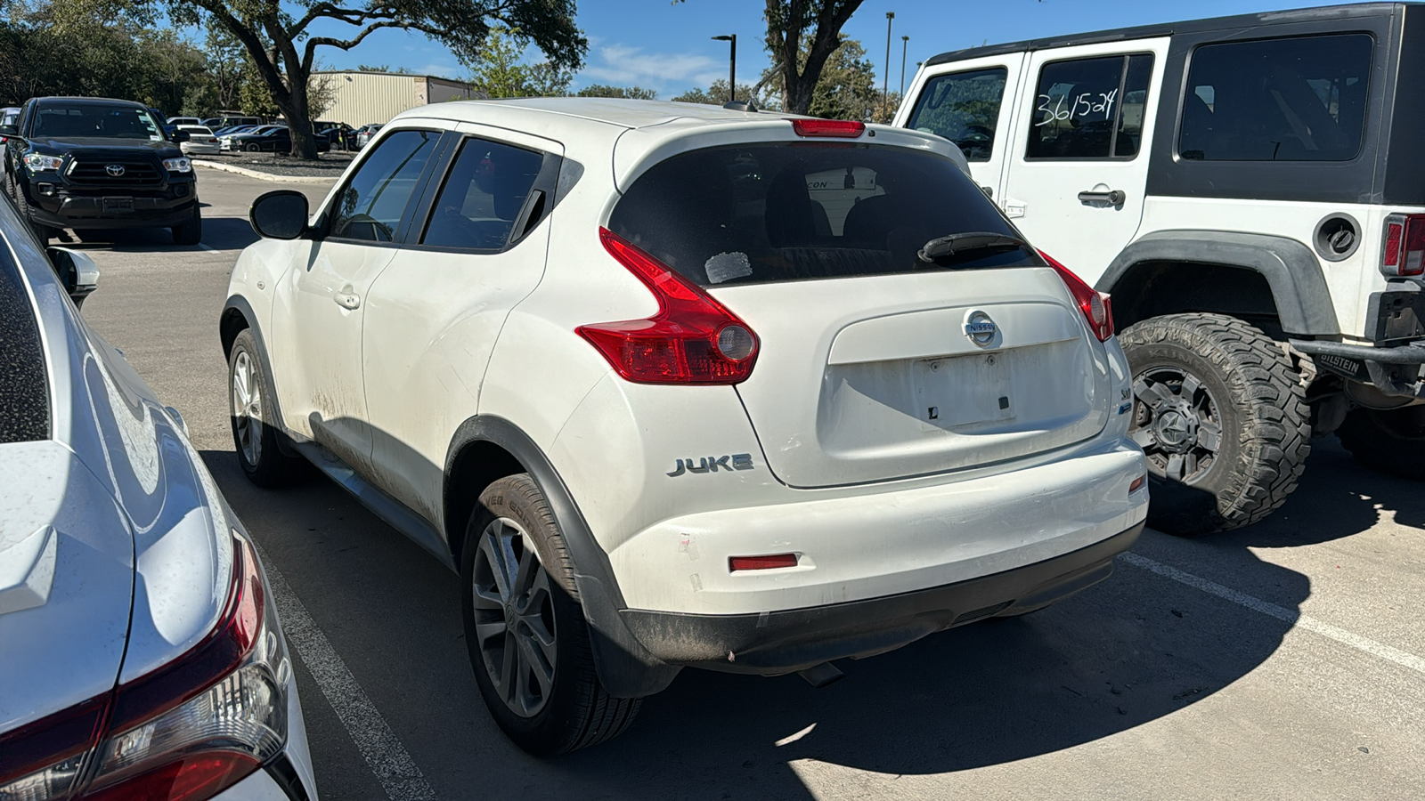 2013 Nissan Juke SV 4