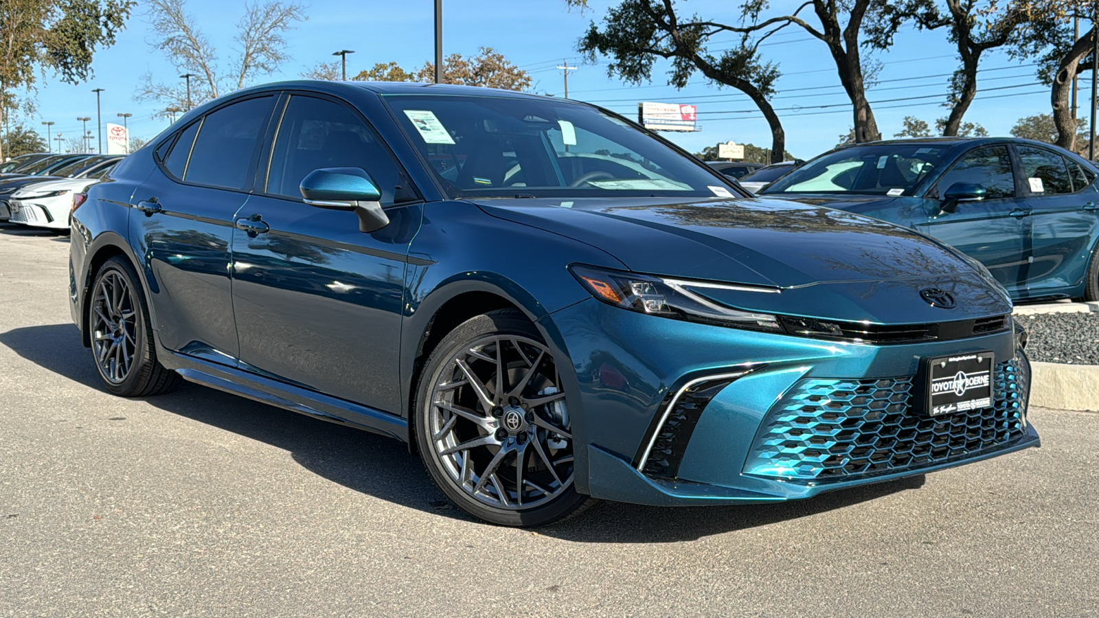 2025 Toyota Camry XSE 24