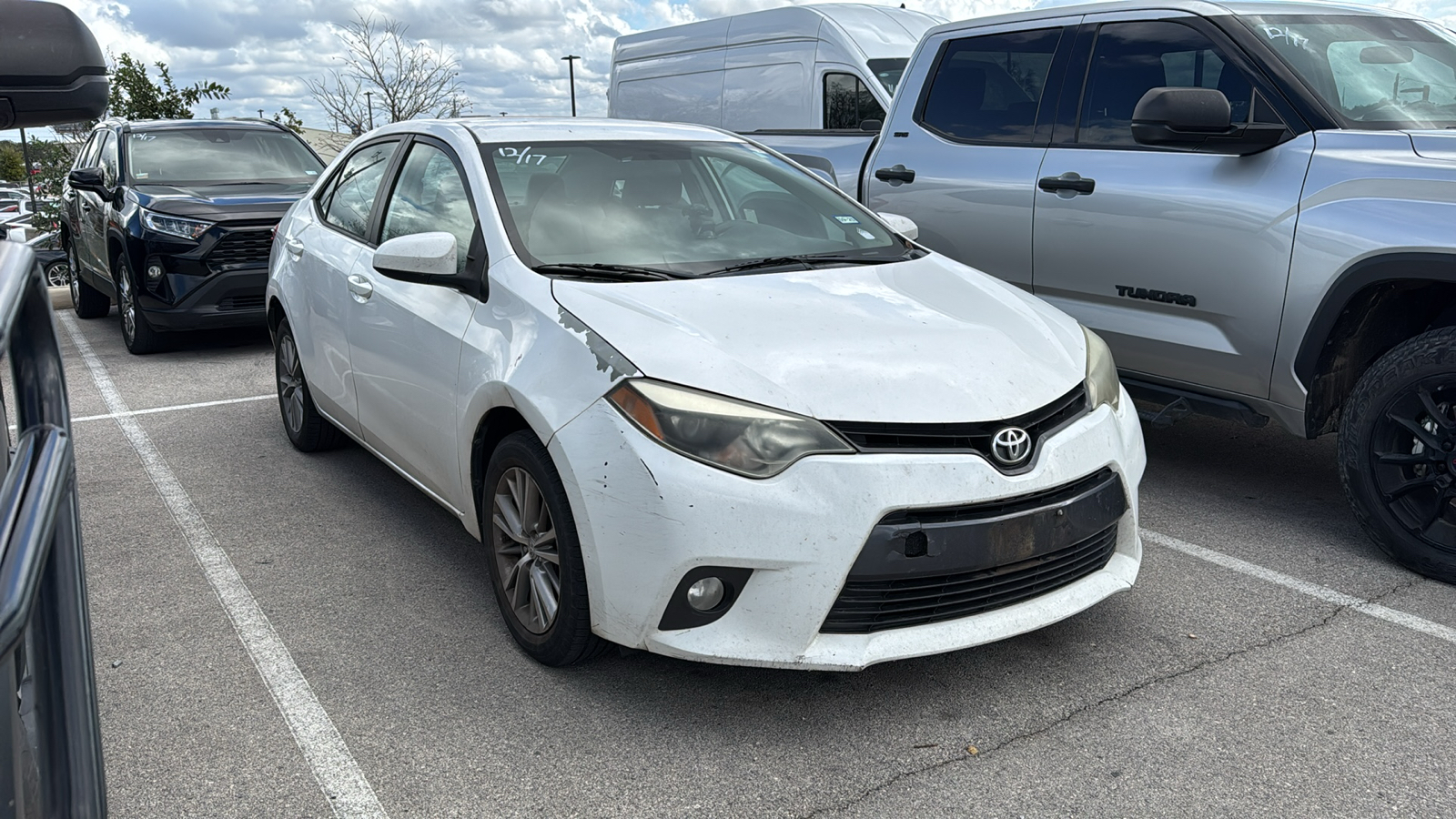 2015 Toyota Corolla LE Plus 11