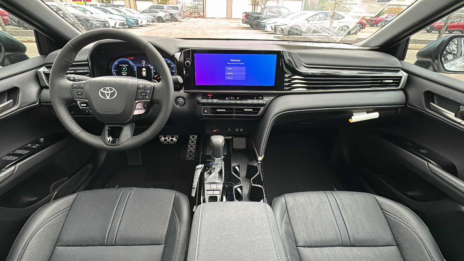 2025 Toyota Camry XSE 16