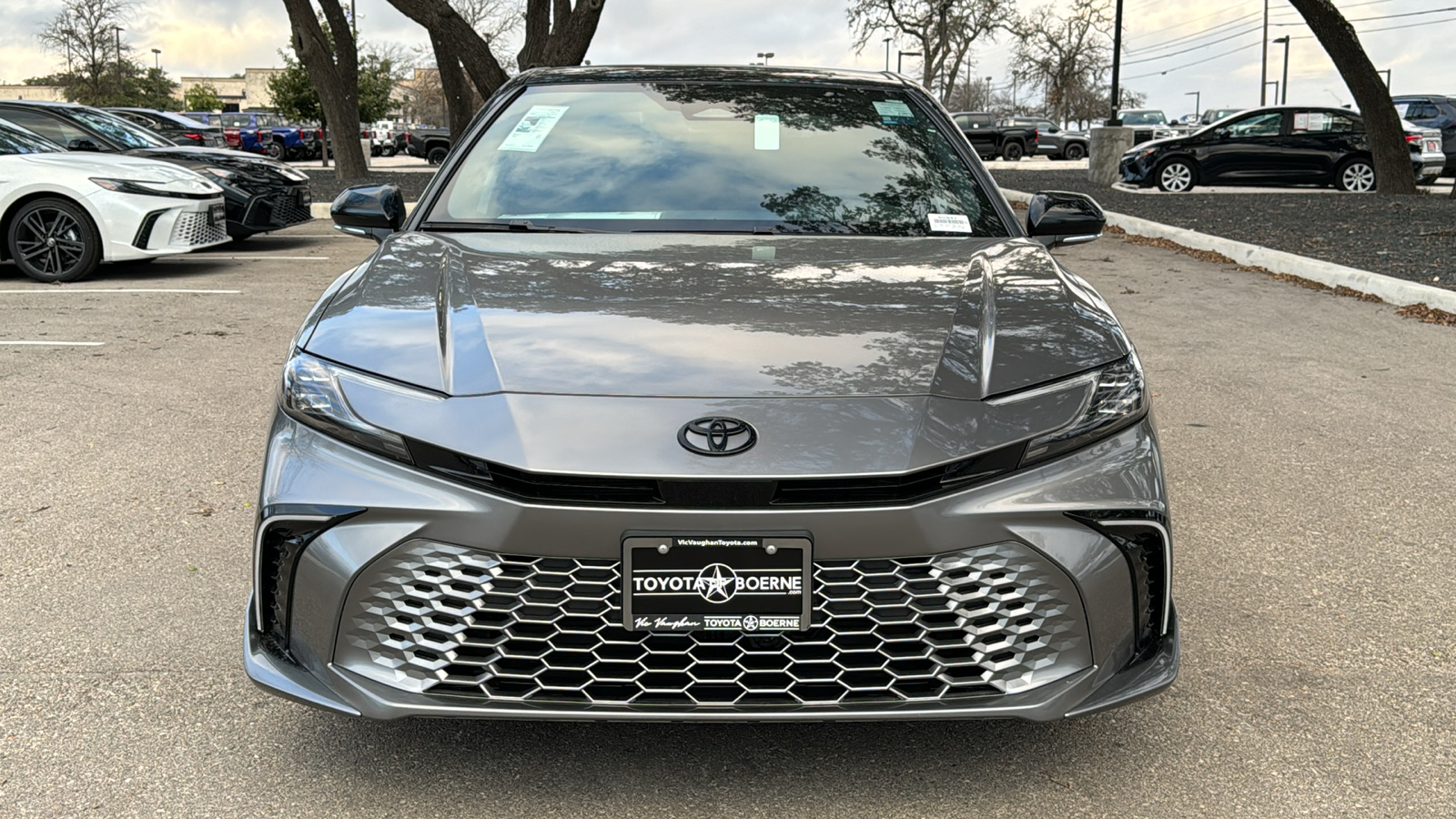 2025 Toyota Camry XSE 2