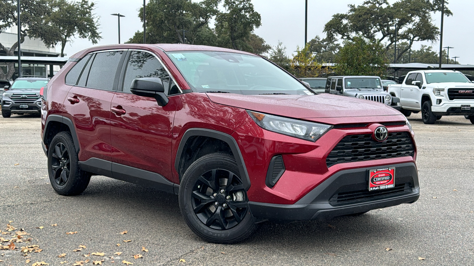 2022 Toyota RAV4 LE 2