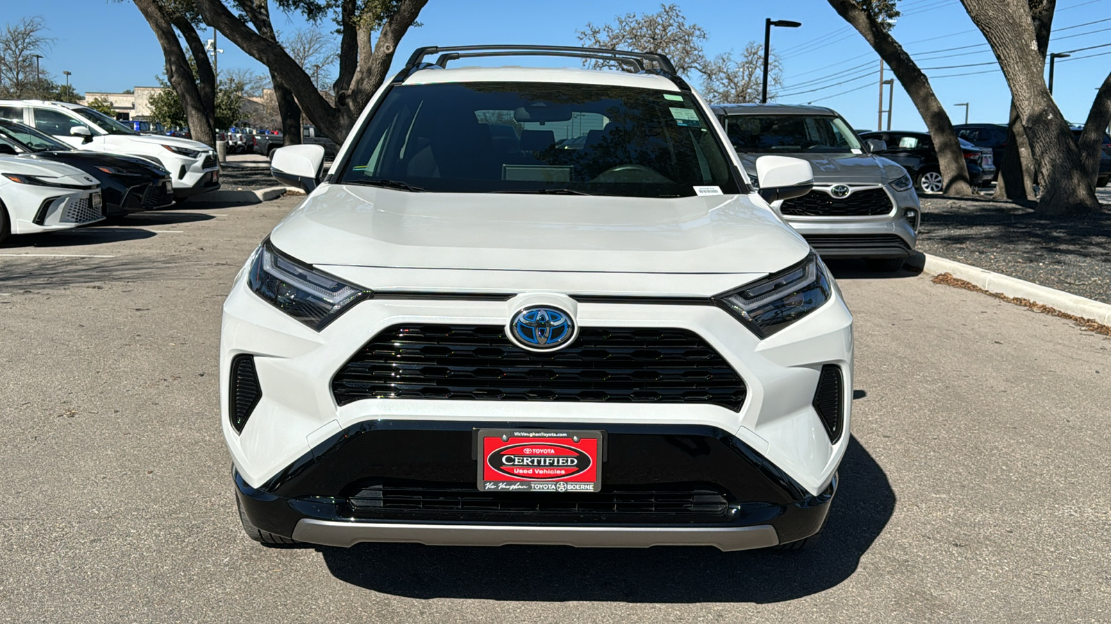 2024 Toyota RAV4 Hybrid SE 2