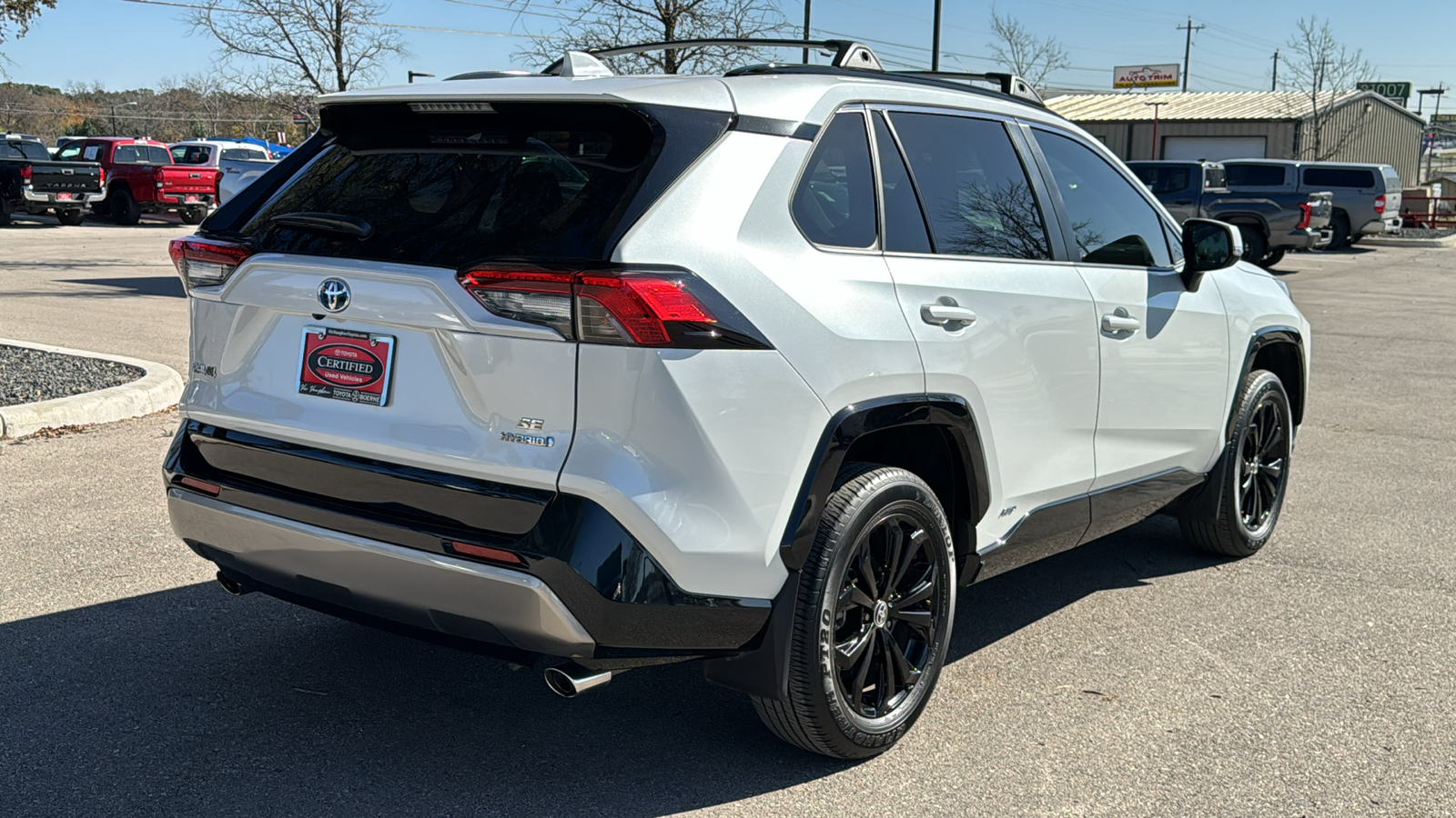 2024 Toyota RAV4 Hybrid SE 7