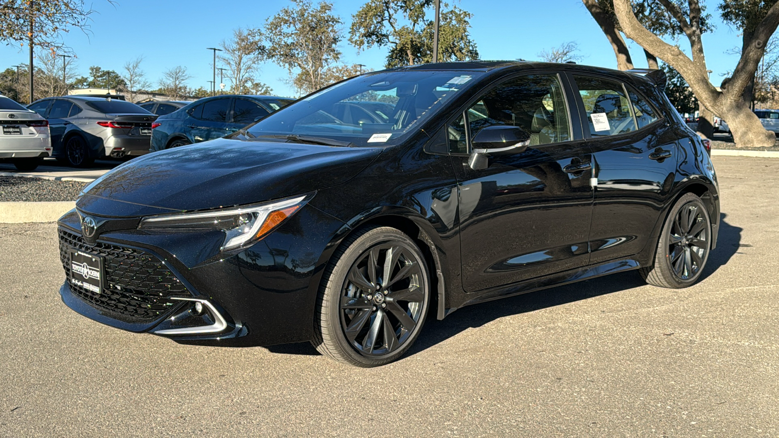 2025 Toyota Corolla Hatchback XSE 3