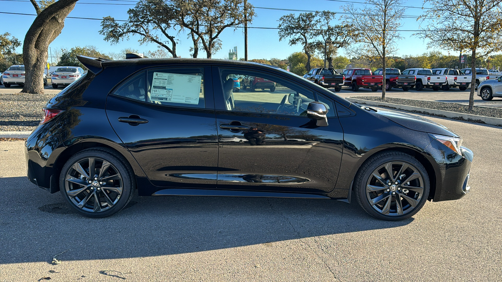 2025 Toyota Corolla Hatchback XSE 8