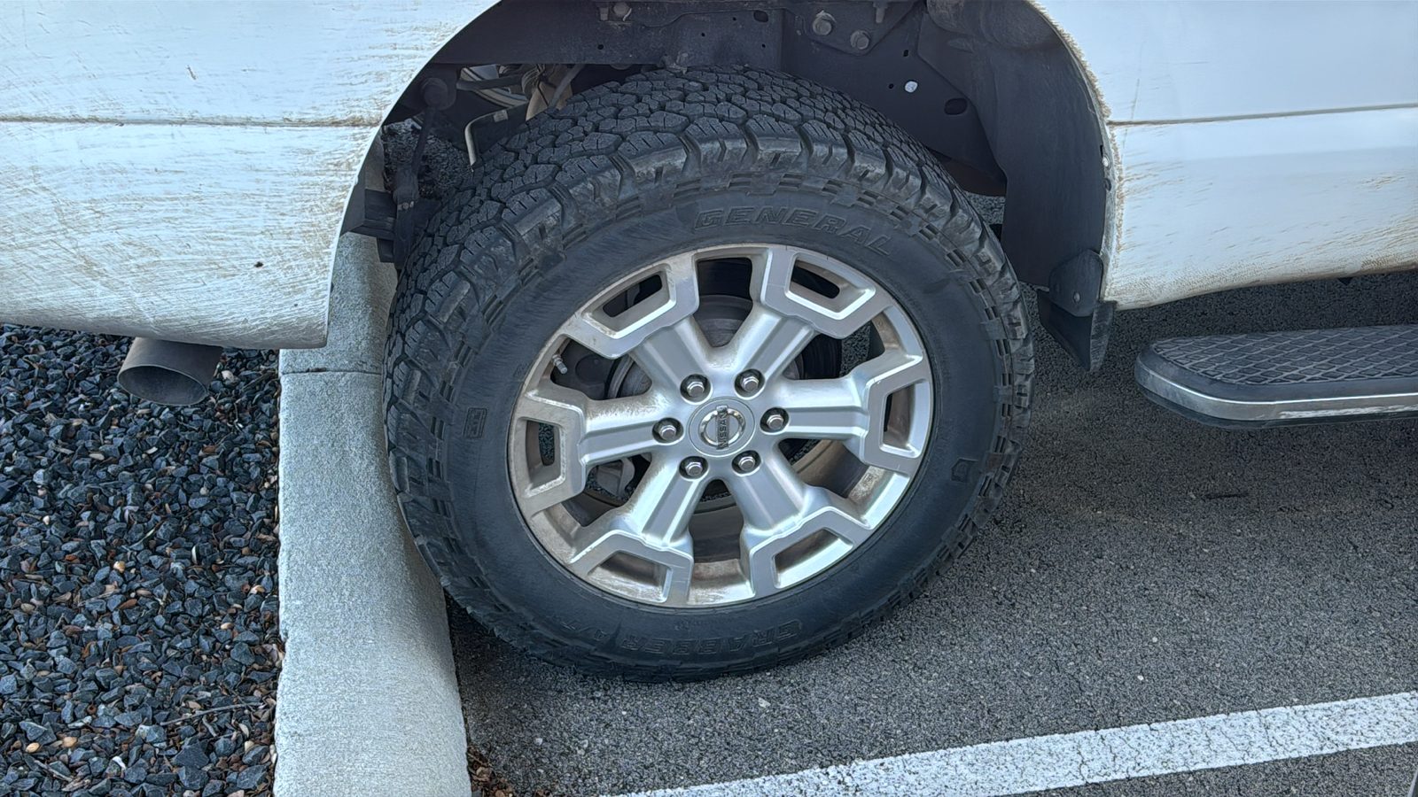 2016 Nissan Titan XD SV 7