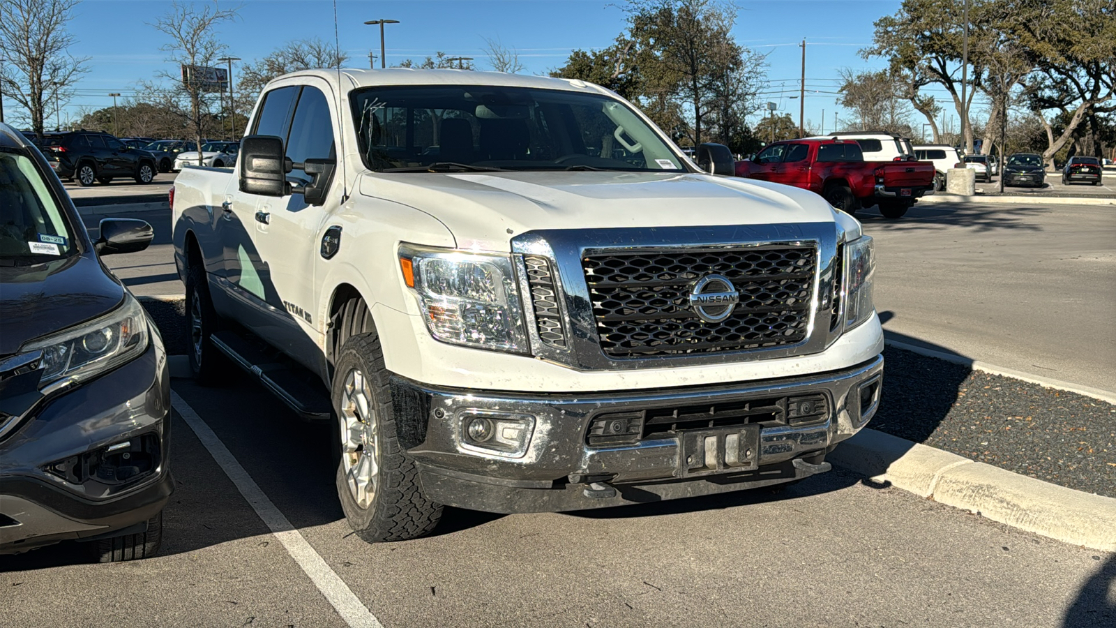 2016 Nissan Titan XD SV 11