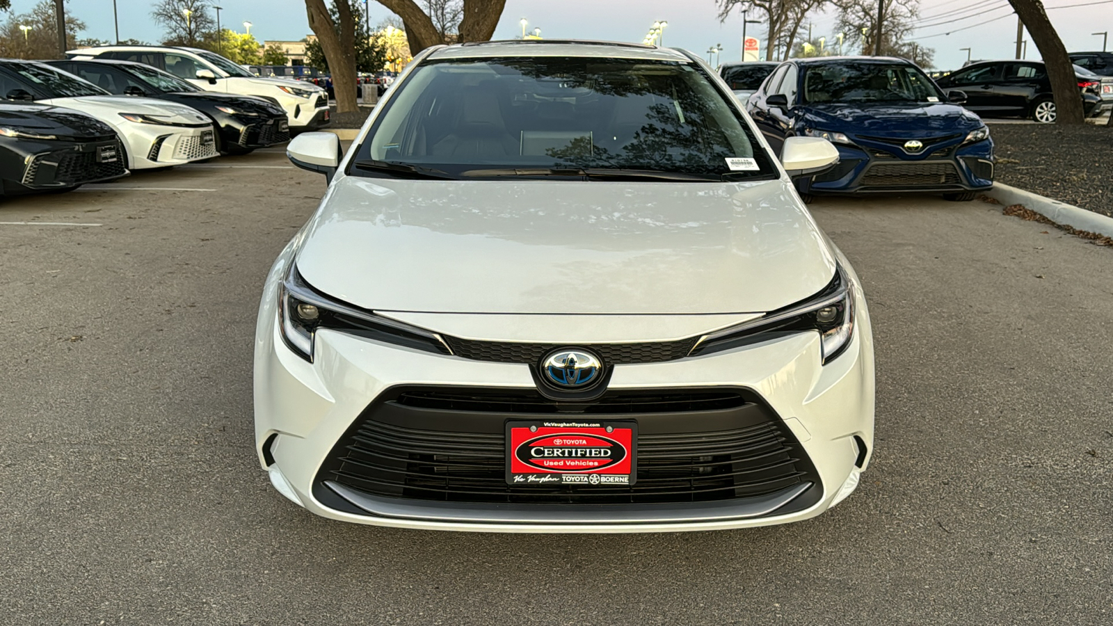 2025 Toyota Corolla Hybrid XLE 2