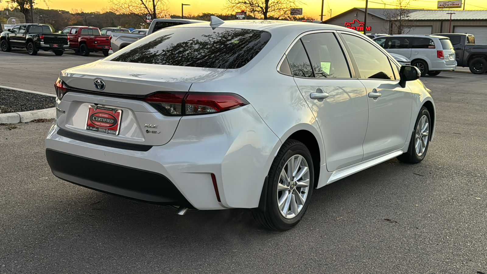 2025 Toyota Corolla Hybrid XLE 7