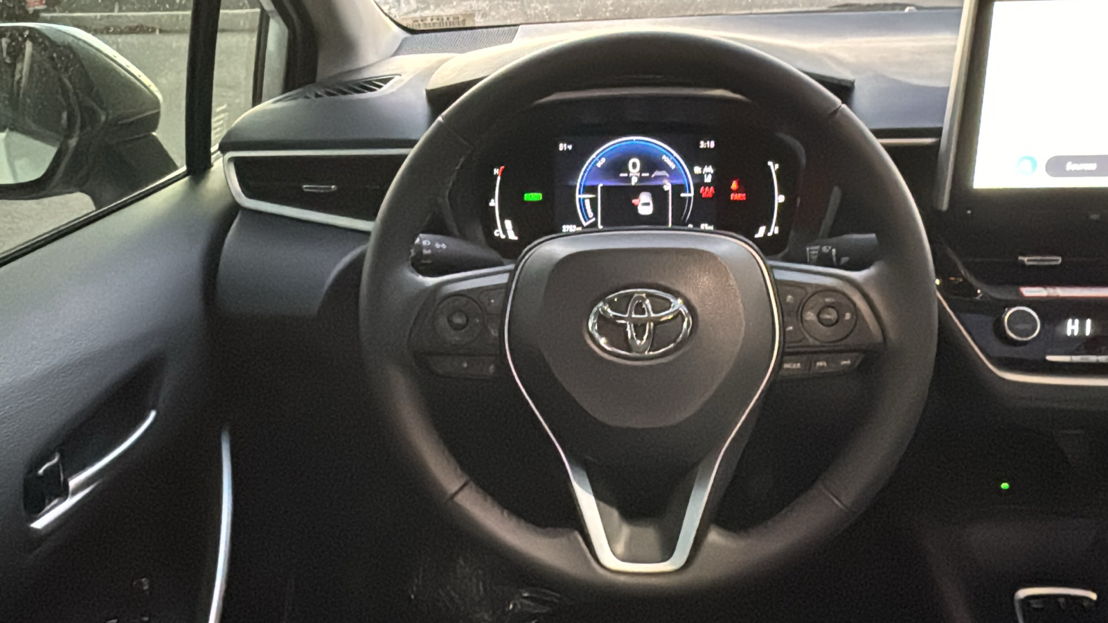 2025 Toyota Corolla Hybrid XLE 27