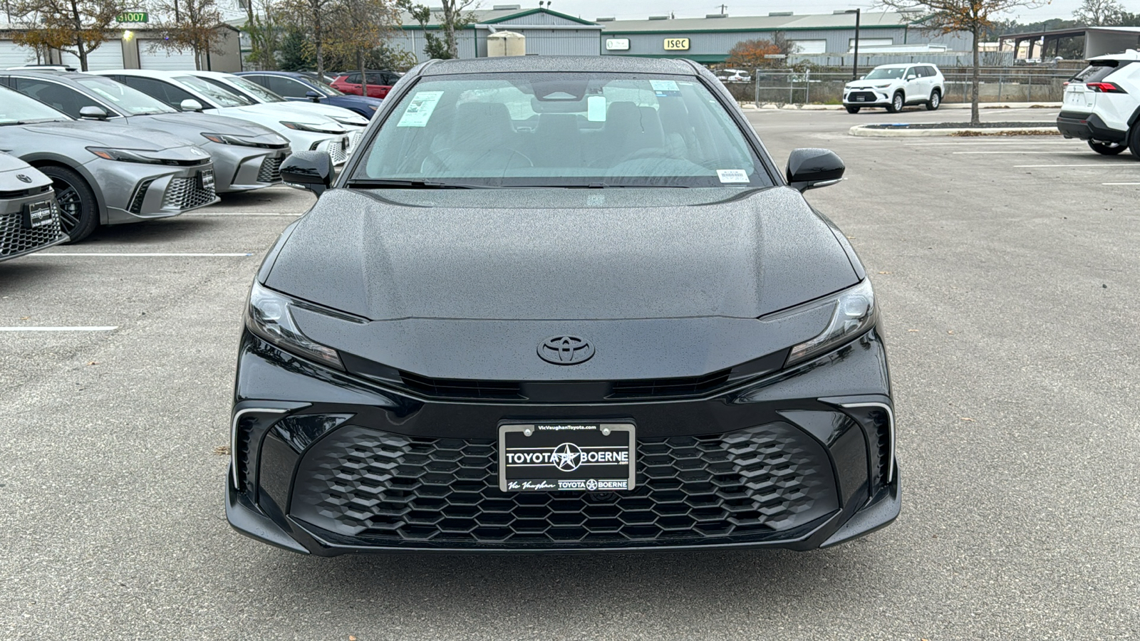 2025 Toyota Camry SE 3