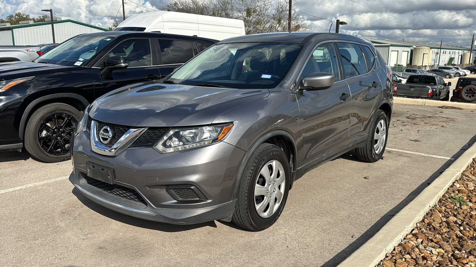 2016 Nissan Rogue S 3