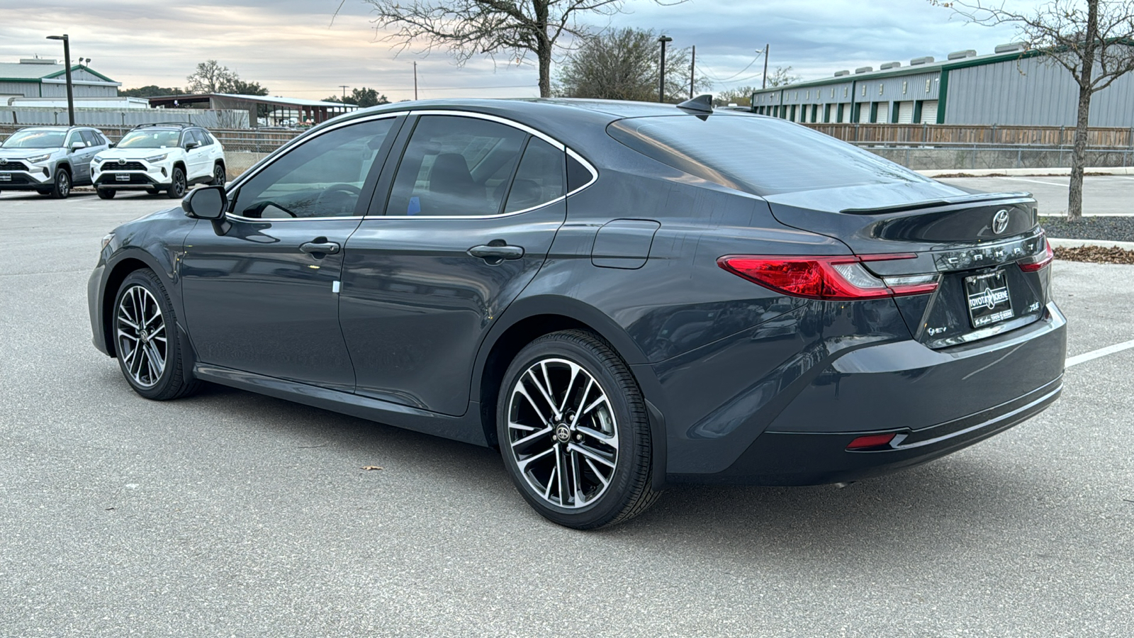 2025 Toyota Camry XLE 5